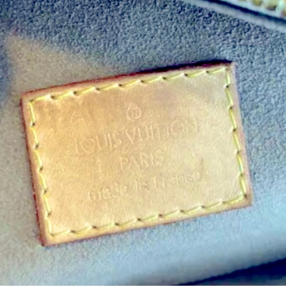 Louis Vuitton Claudia Black Multicolored Murakami Bag - Picture 14 of 17